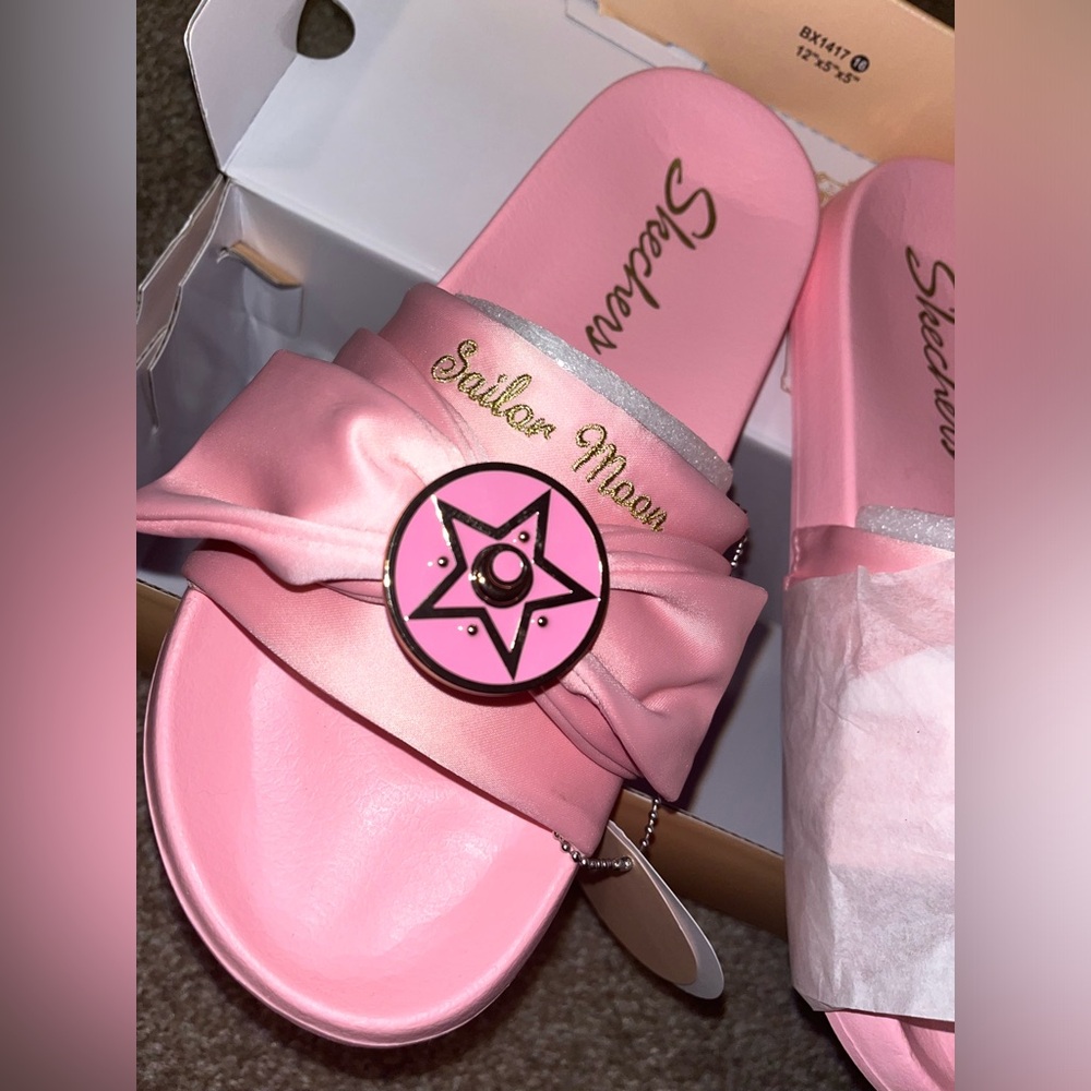 SAILOR MOON x SKECHERS Women’s pink slides shoes